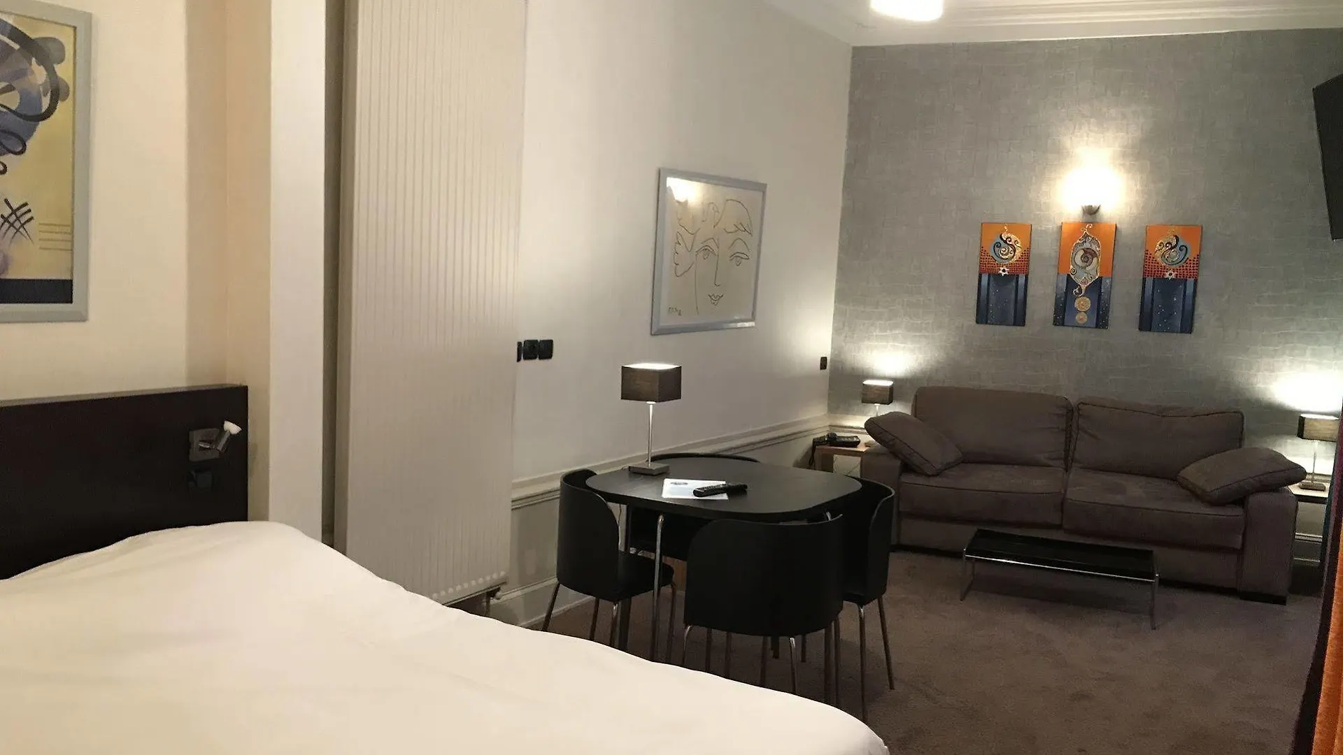 Hotel De Paris Лион