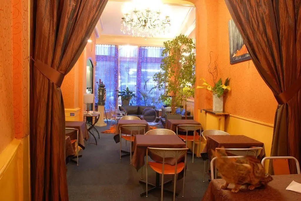 Hotel De Paris Лион